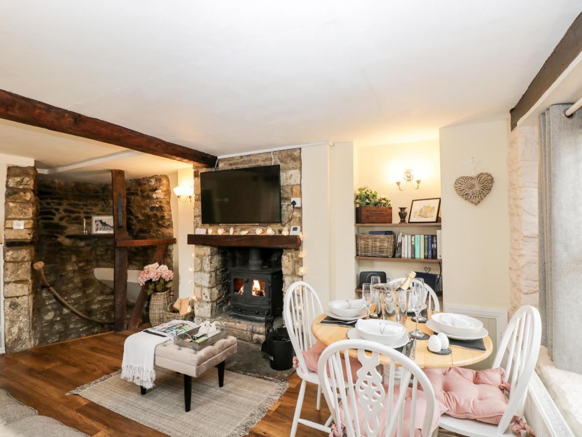 Corner Cottage Malmesbury Exterior foto