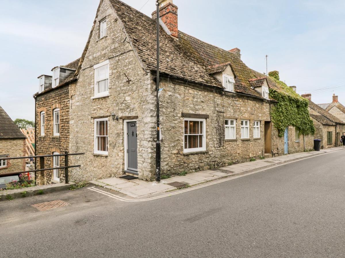 Corner Cottage Malmesbury Exterior foto